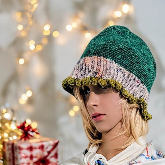 Handcrafted crochet soft beanie hat washable wool - Picture 11 of 15